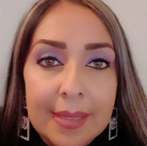 Meet your Posher, Veronica